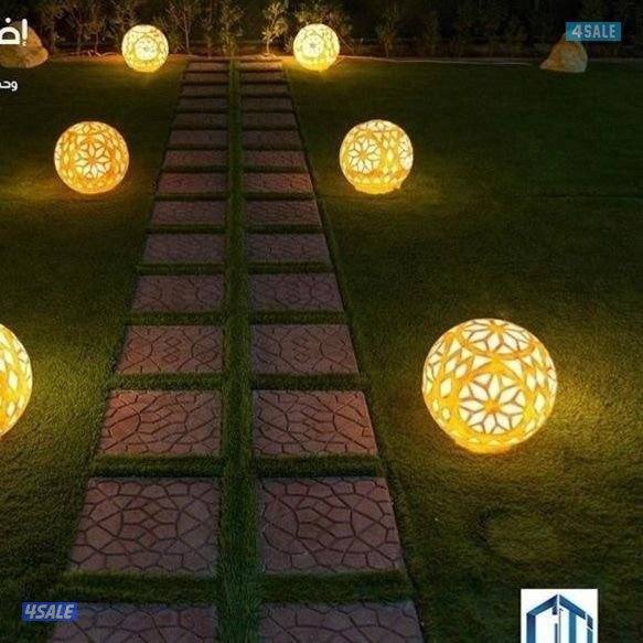 تحف مضيئة مصنوعة من الفايبر جلاس0