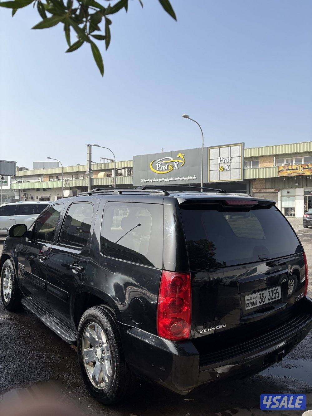 للبيع يوكن SLT الفل1