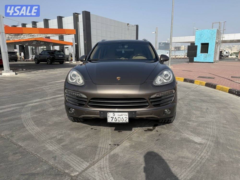 للبيع كاييين s 2014 ماشي 1568