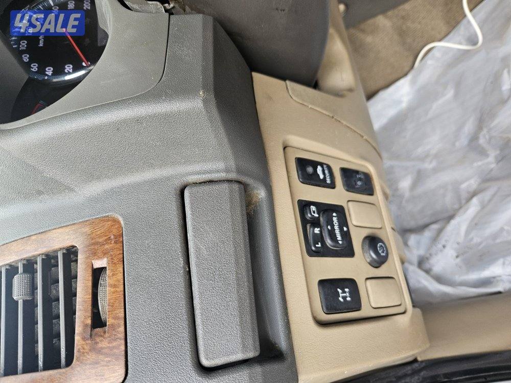 جيب تويوتا اربعه سلندر بسعر ممتاز2