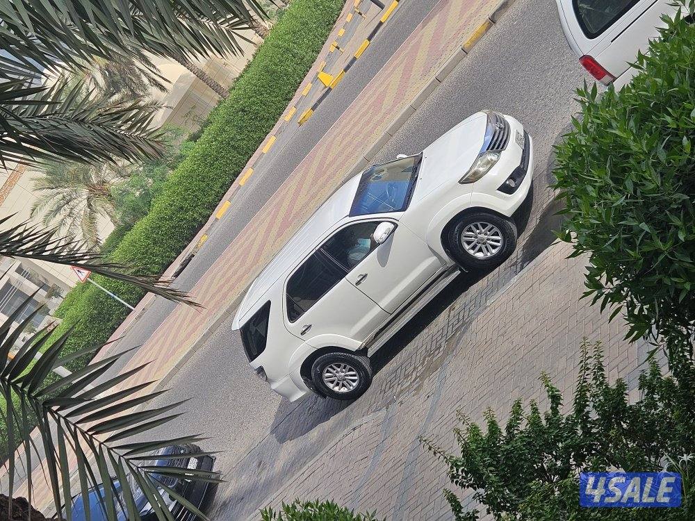 جيب تويوتا اربعه سلندر بسعر ممتاز8