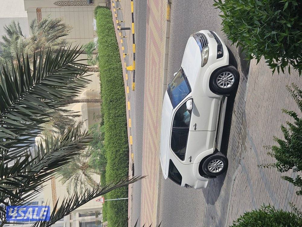 جيب تويوتا اربعه سلندر بسعر ممتاز10