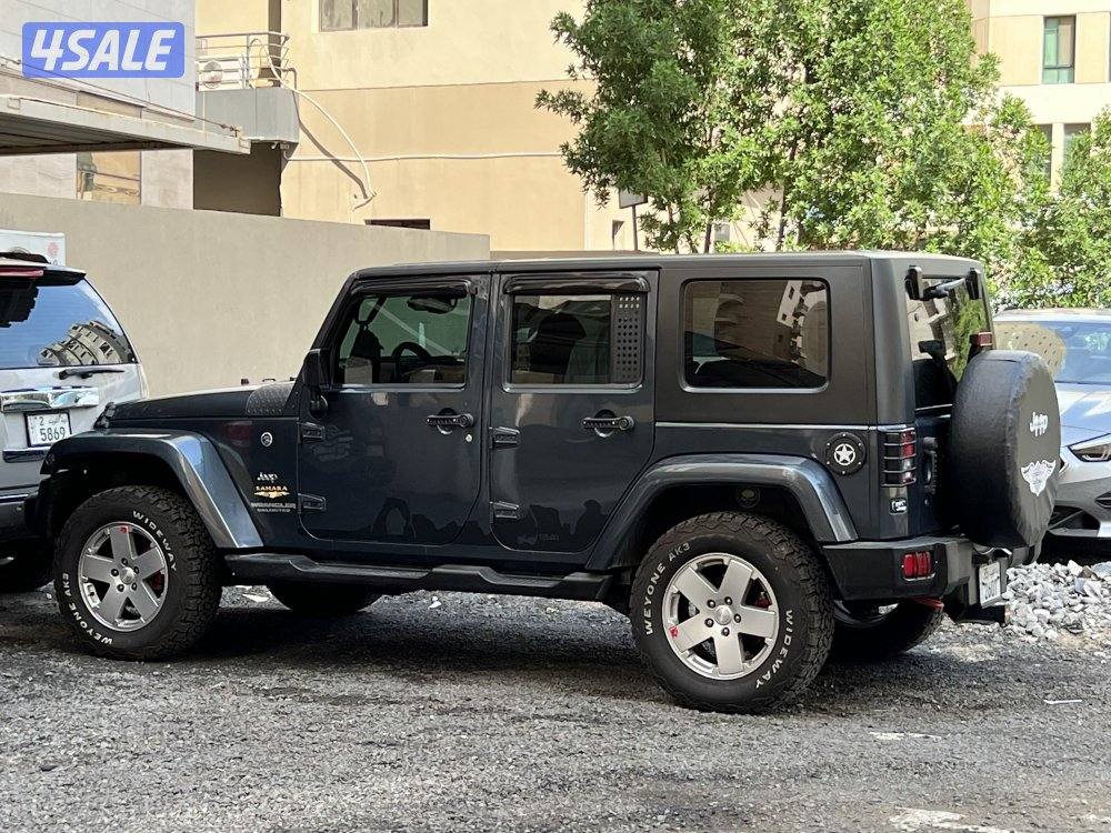 Jeep sahara 2008 low millage1