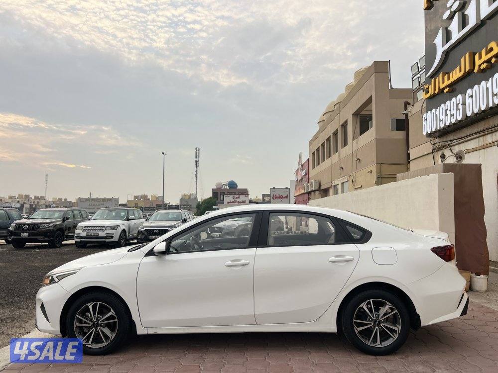 للبيع كيا سيراتو 20233