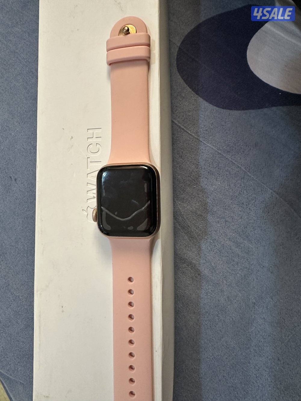 للبيع ساعة ابل series 4 مع سماعات airpods pro بحالة جدا ممتازة1