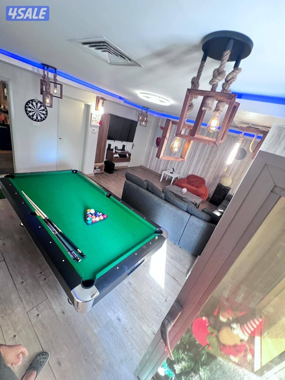 للبيع طاوله بلياردو4