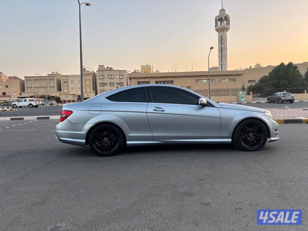 السعر نهائي. c250 coupe نظيف شرط الفحص5