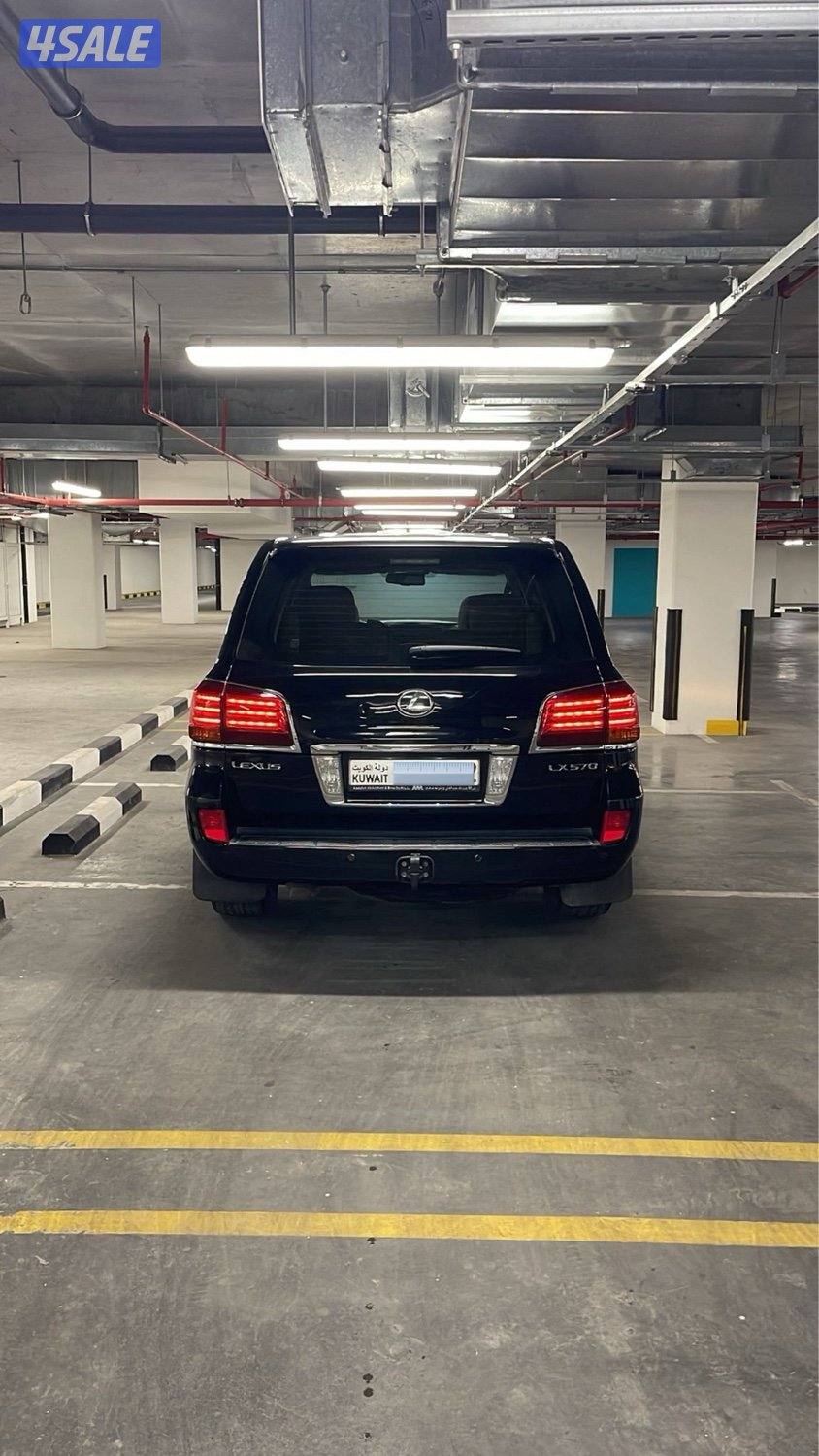 للبيع جيب لكزس صبغ وكاله عدا مدقر خلفي يسار 20091