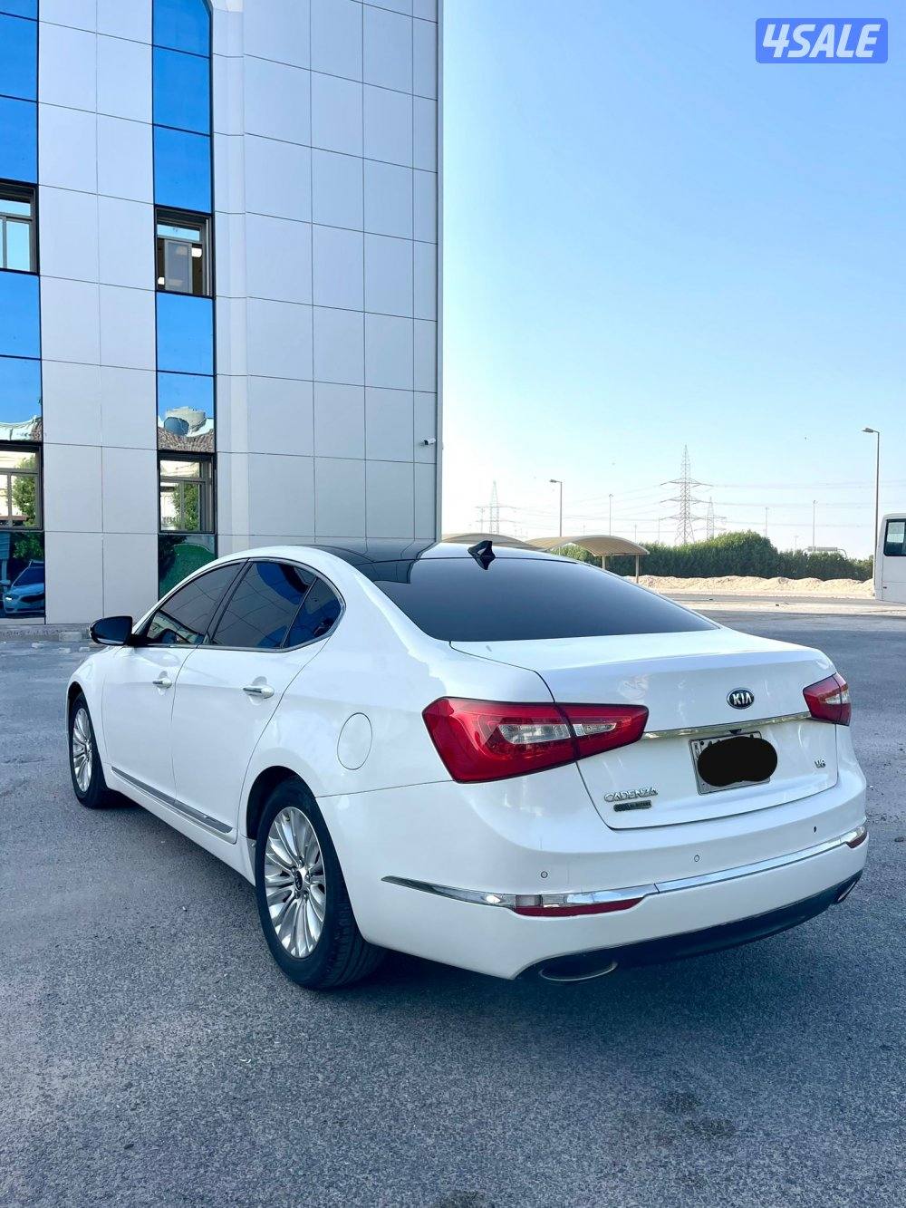 كيا كادينزا 2015 للبيع حاله ممتازه2