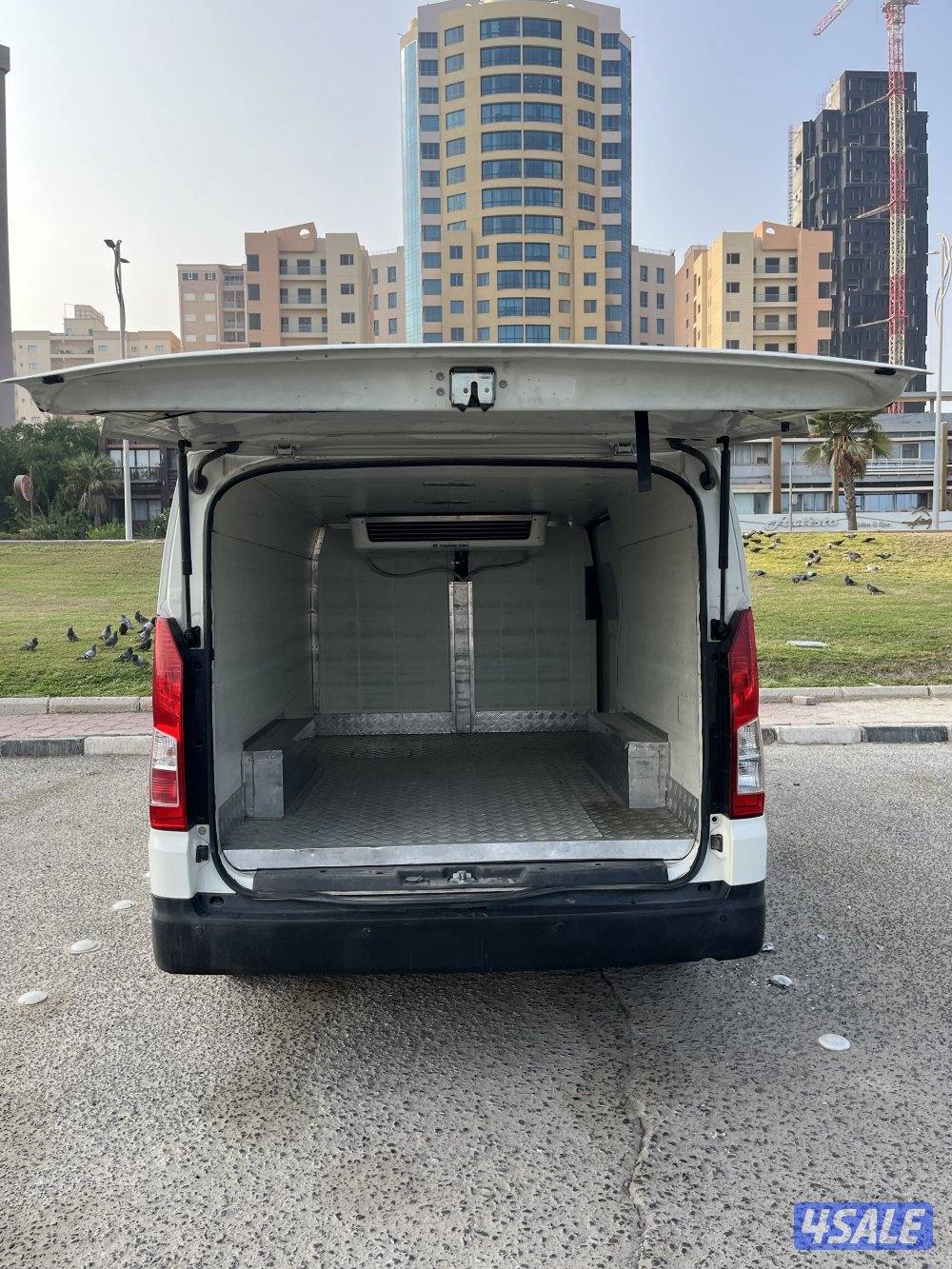 للبيع باص هايس قير عادي موديل 2021 ثلاجة شرط الفحص بالكامل7