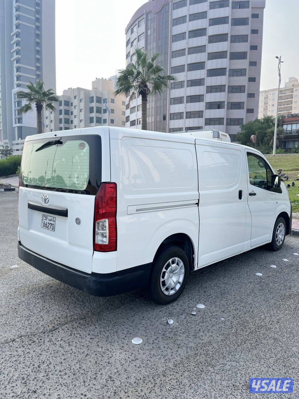 للبيع باص هايس قير عادي موديل 2021 ثلاجة شرط الفحص بالكامل13