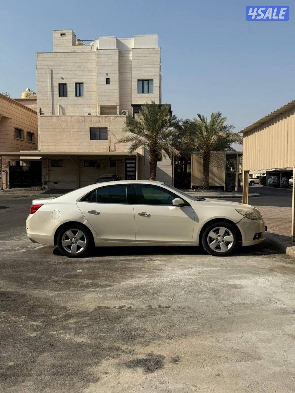 ماليبو 2013 بحالة جيدة شرط الفحص ماشية 190 الف2