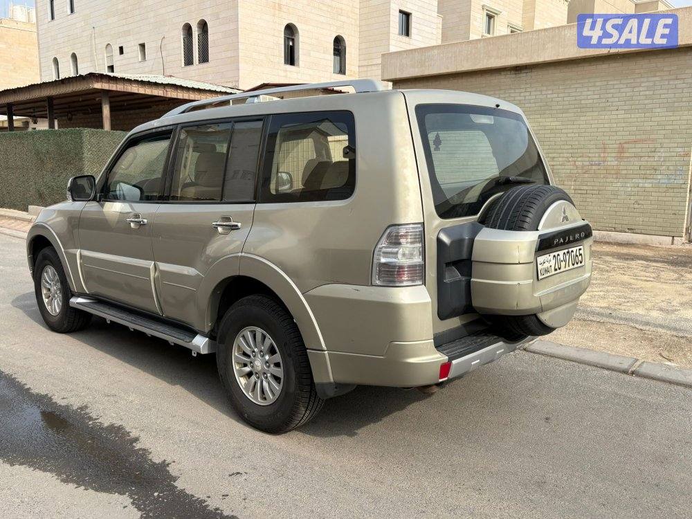 باجيرو 2014 GLS نظيف3