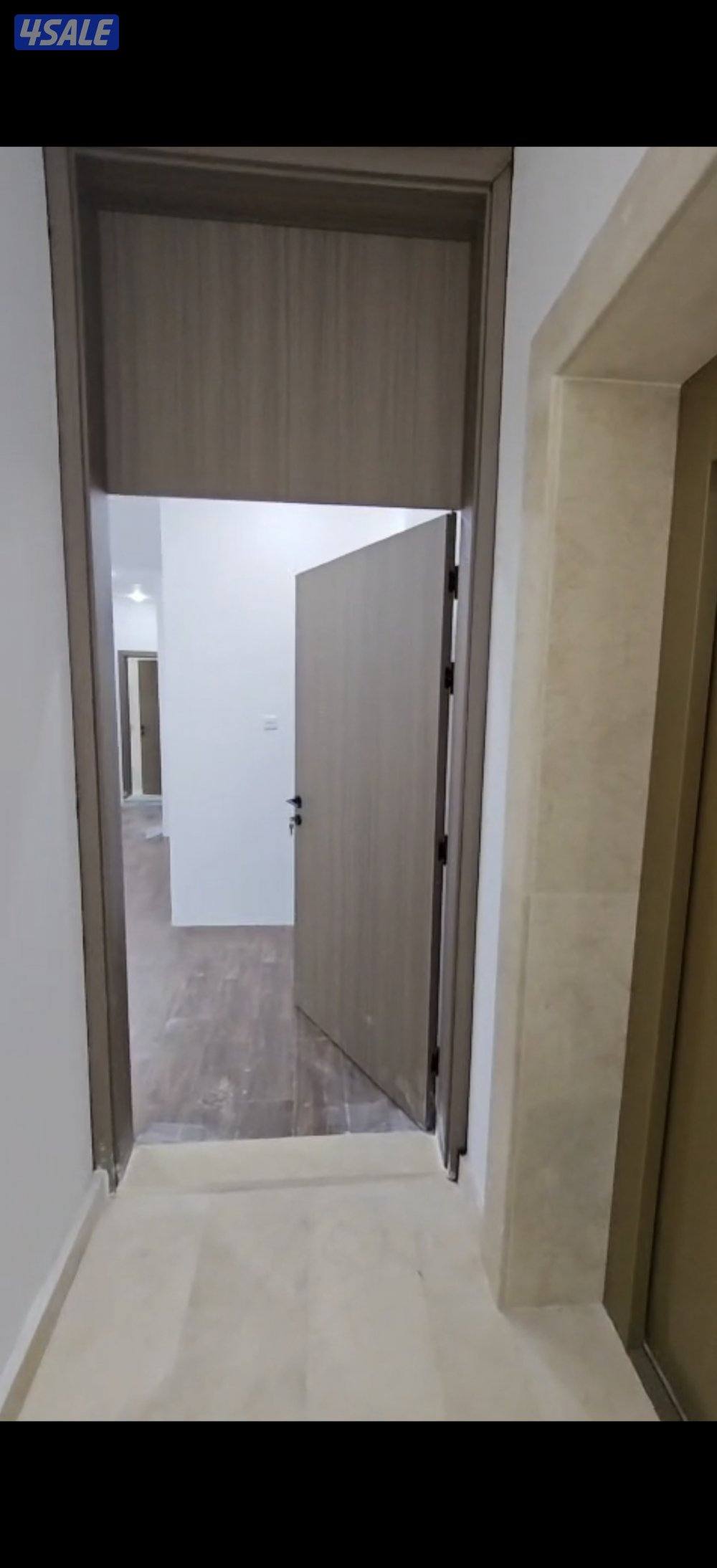 لايجار. شقه بالمطلاع علي 230 ..3 غرف دور ثاني درج0