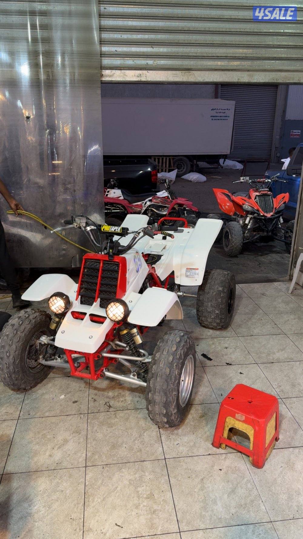 للبيع بانشي توني نافضه جاهز ما تقط دينار اا2