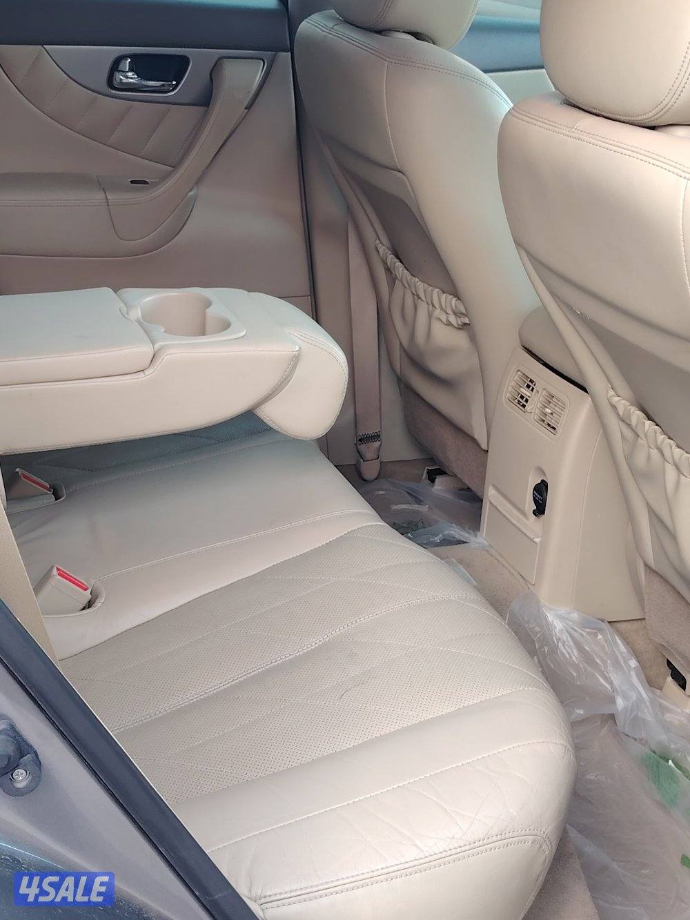 انفنتي QX70 2015 ماشي 140 فقط2