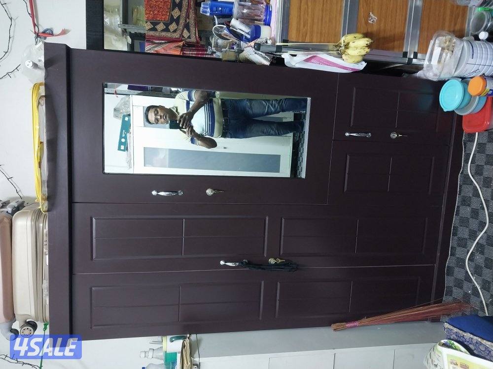 single bed/Wardrobe/Fridge2