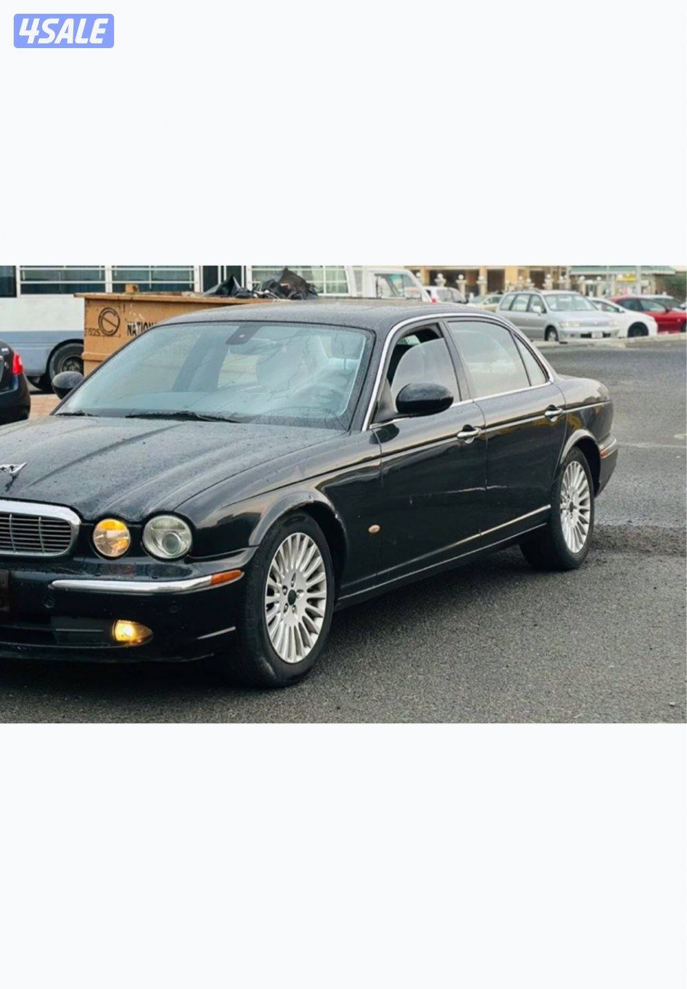 Jaguar XJ8 4.0L (Sovereign) 2006 black with original paint0