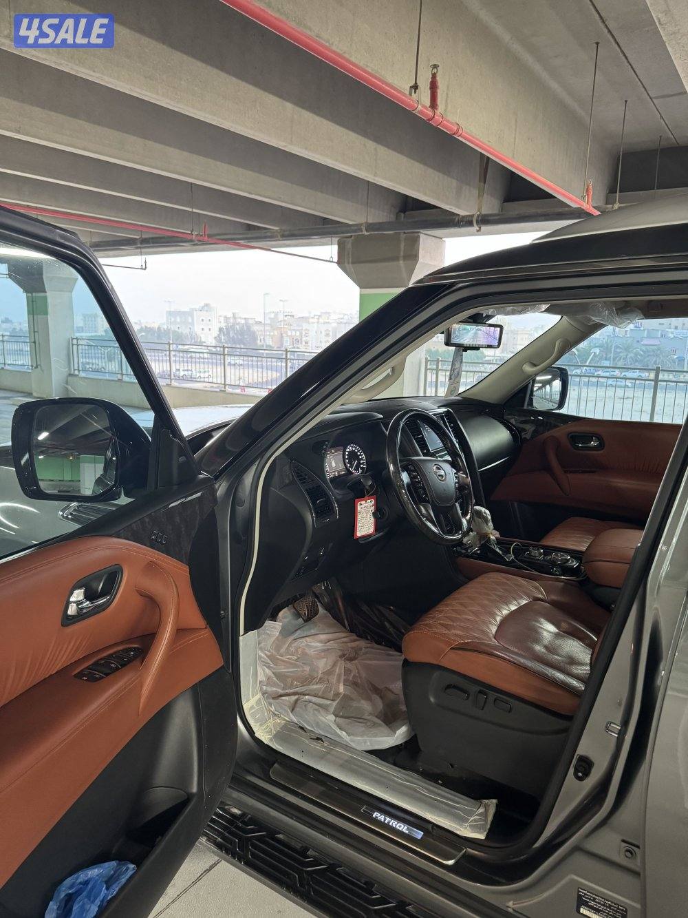 للبيع نيسان بلاتينيوم ٢٠٢٠5