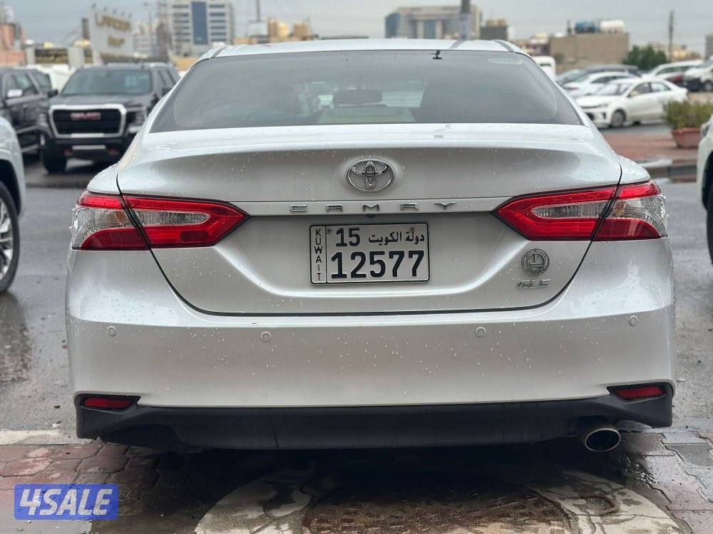 كامري GLE ٢٠٢٠ الساير عداد ١٢١ ألف شرط الفحص صبغ وكاله ماعدا قطعه3