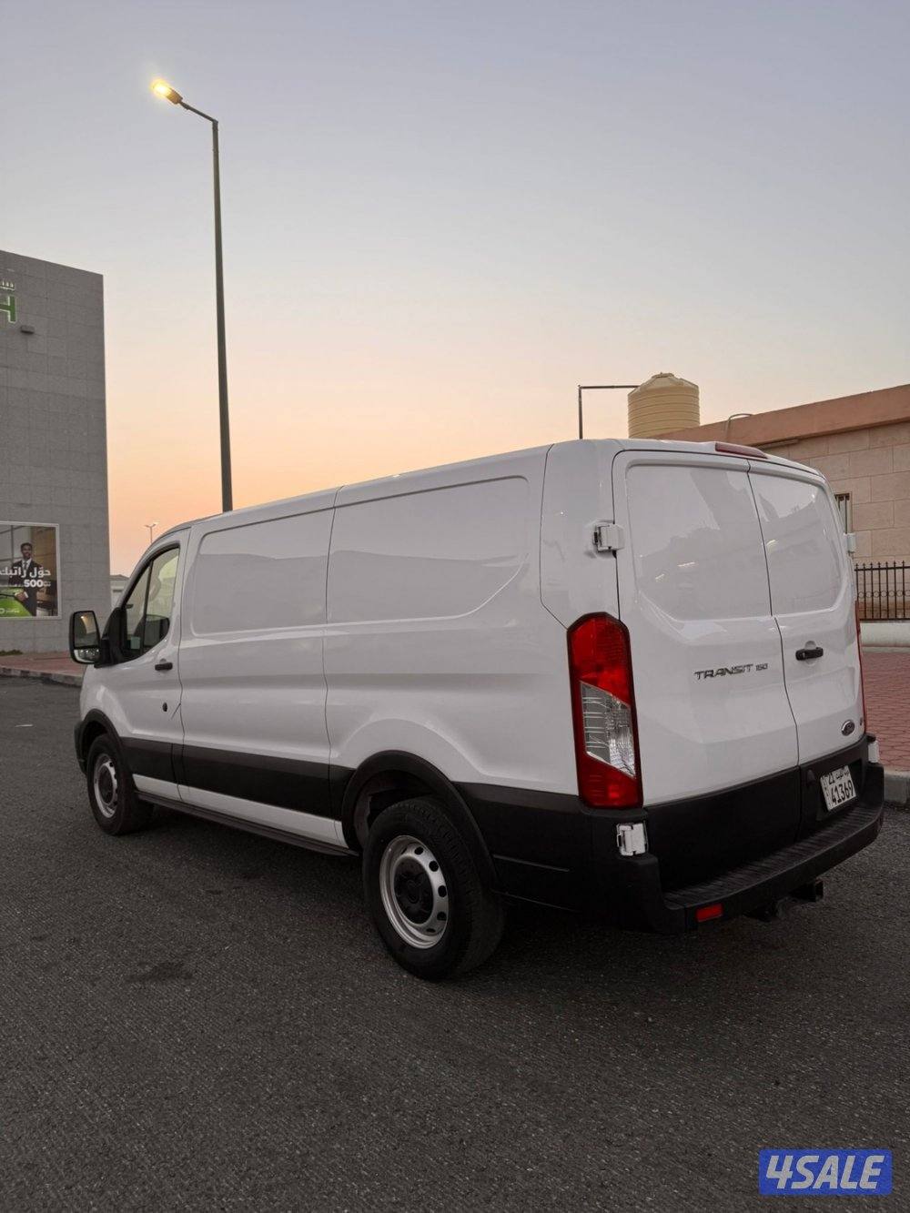 للبيع فورد ترانزيت موديل 20225