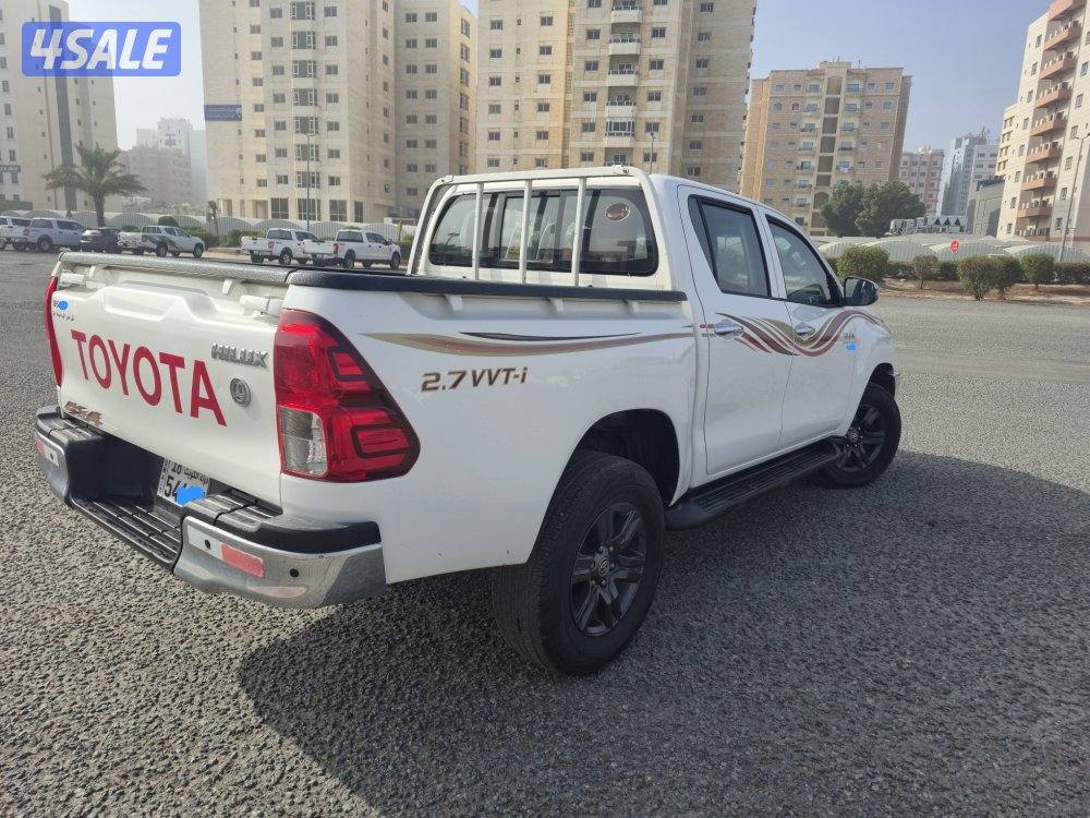 Toyota Hilux pick-up 2021 4×4 automatic ( 48000 km ) ORGINAL PAINT3