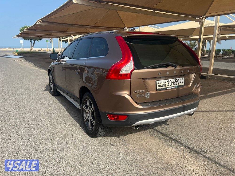 للبيع فولفو موديل 20122