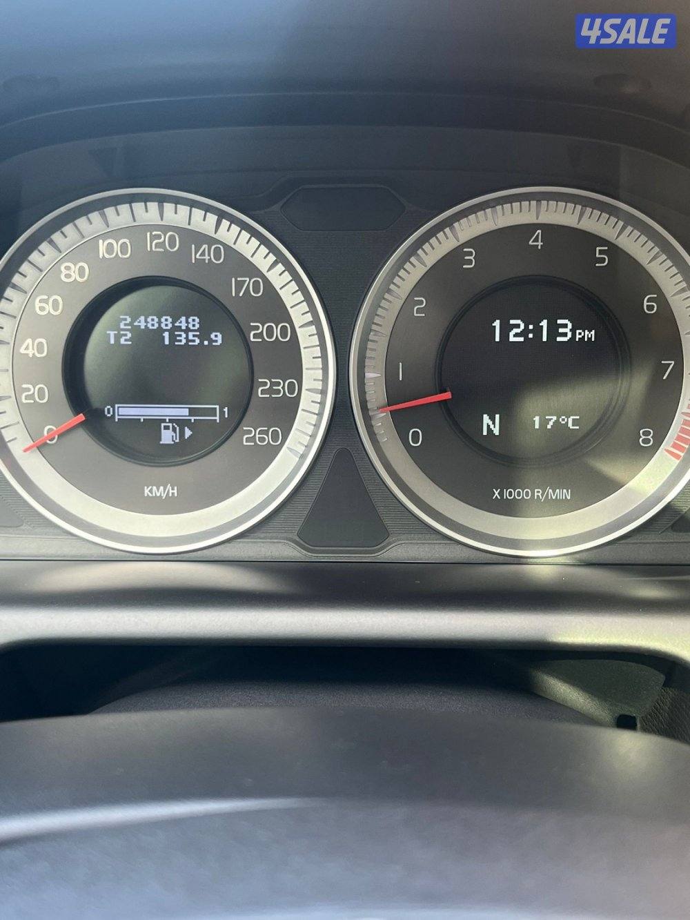 للبيع فولفو موديل 20127