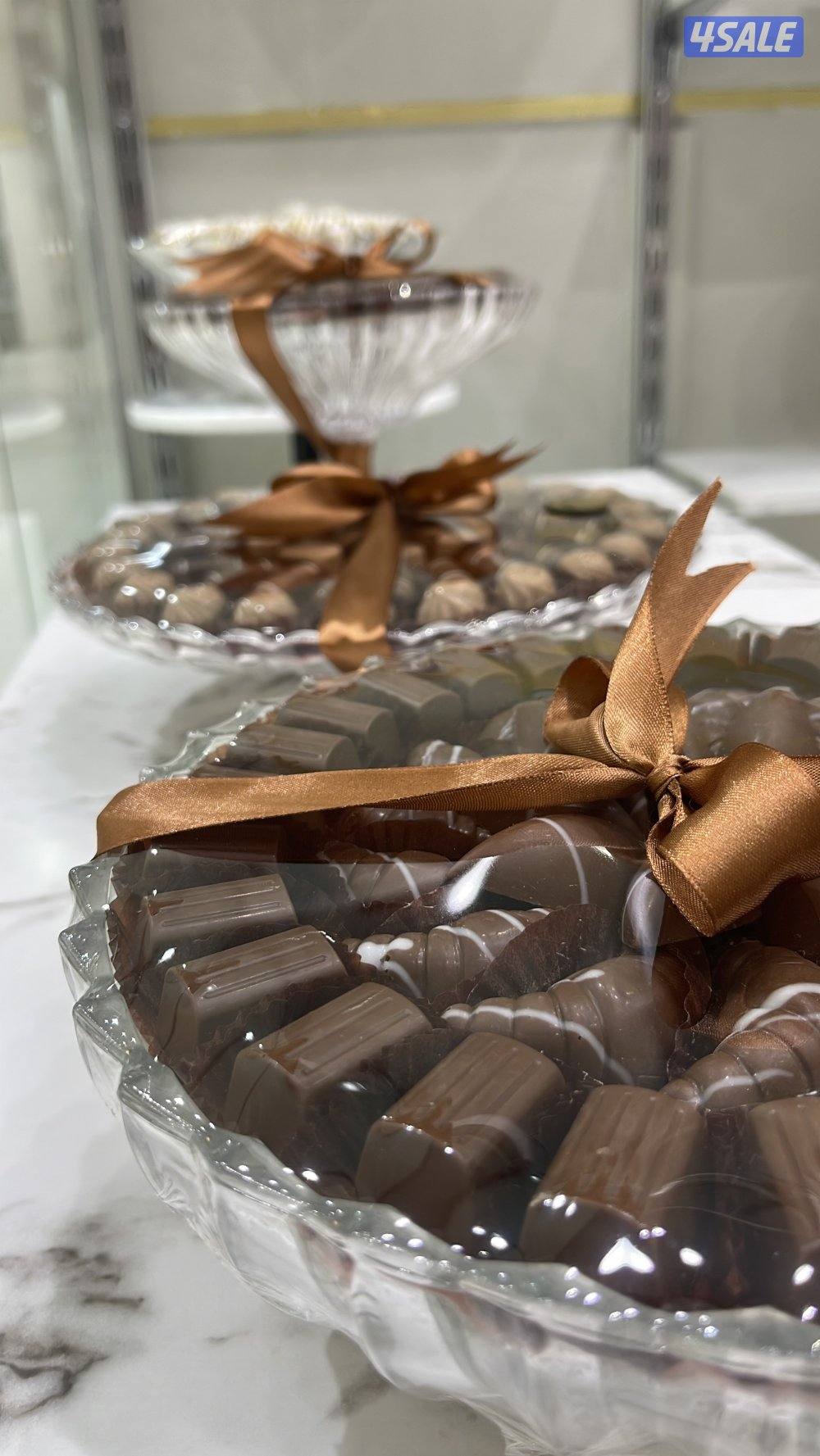 للبيع محل فطائر و معجنات و حلويات بالإضافة يوجد بنفس الرخصة ورد و زهور1