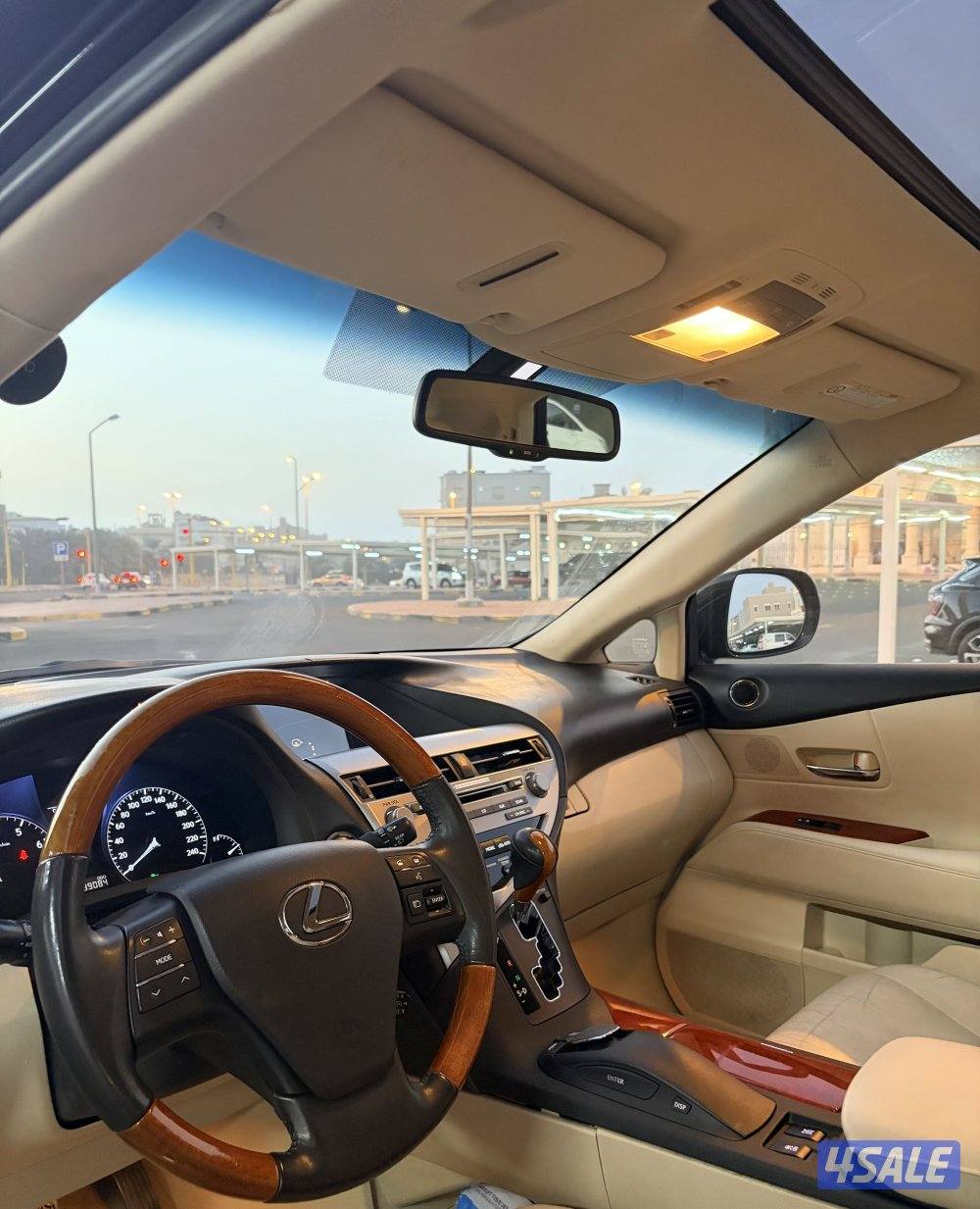 2012 ماشي 199 الف5