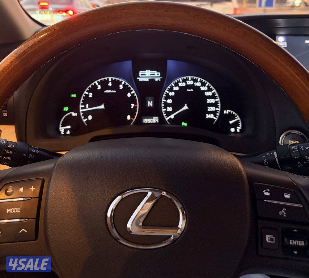 2012 ماشي 199 الف8