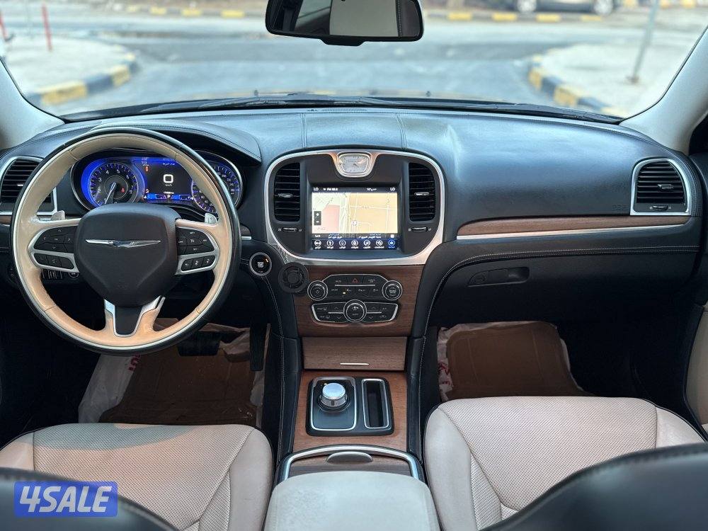 كرايزلر 8 سلندر 5.7L اعلى فئة لون طلبيه صبغ وكالة9