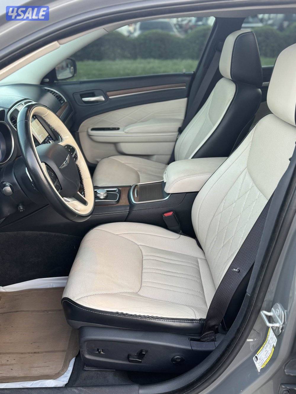 كرايزلر 8 سلندر 5.7L اعلى فئة لون طلبيه صبغ وكالة10