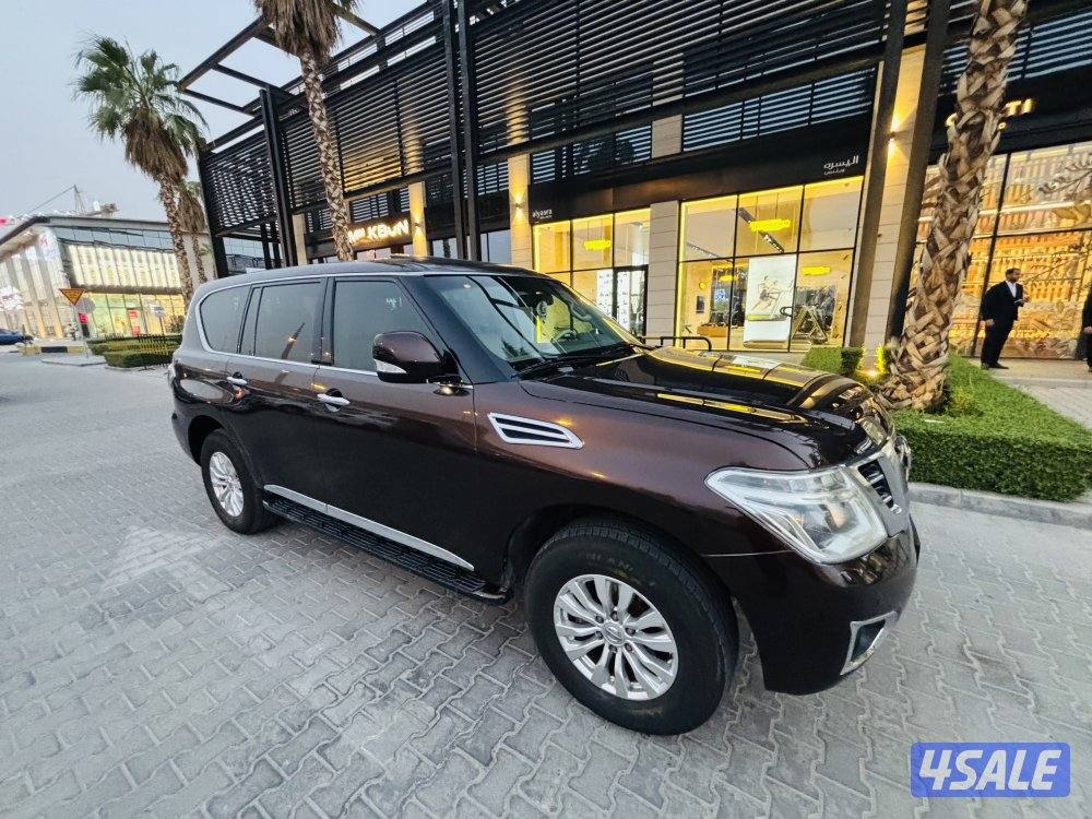 Nissan patroal model 20172