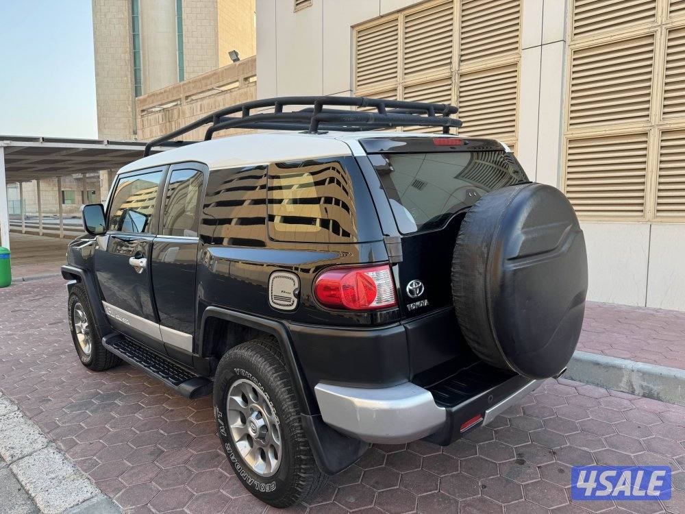 للبيع أف جي كروزر 20122