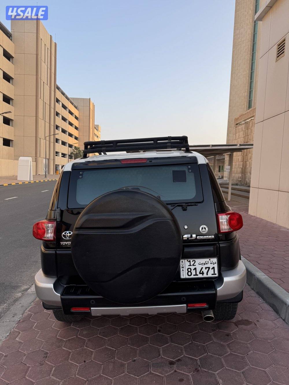 للبيع أف جي كروزر 20123