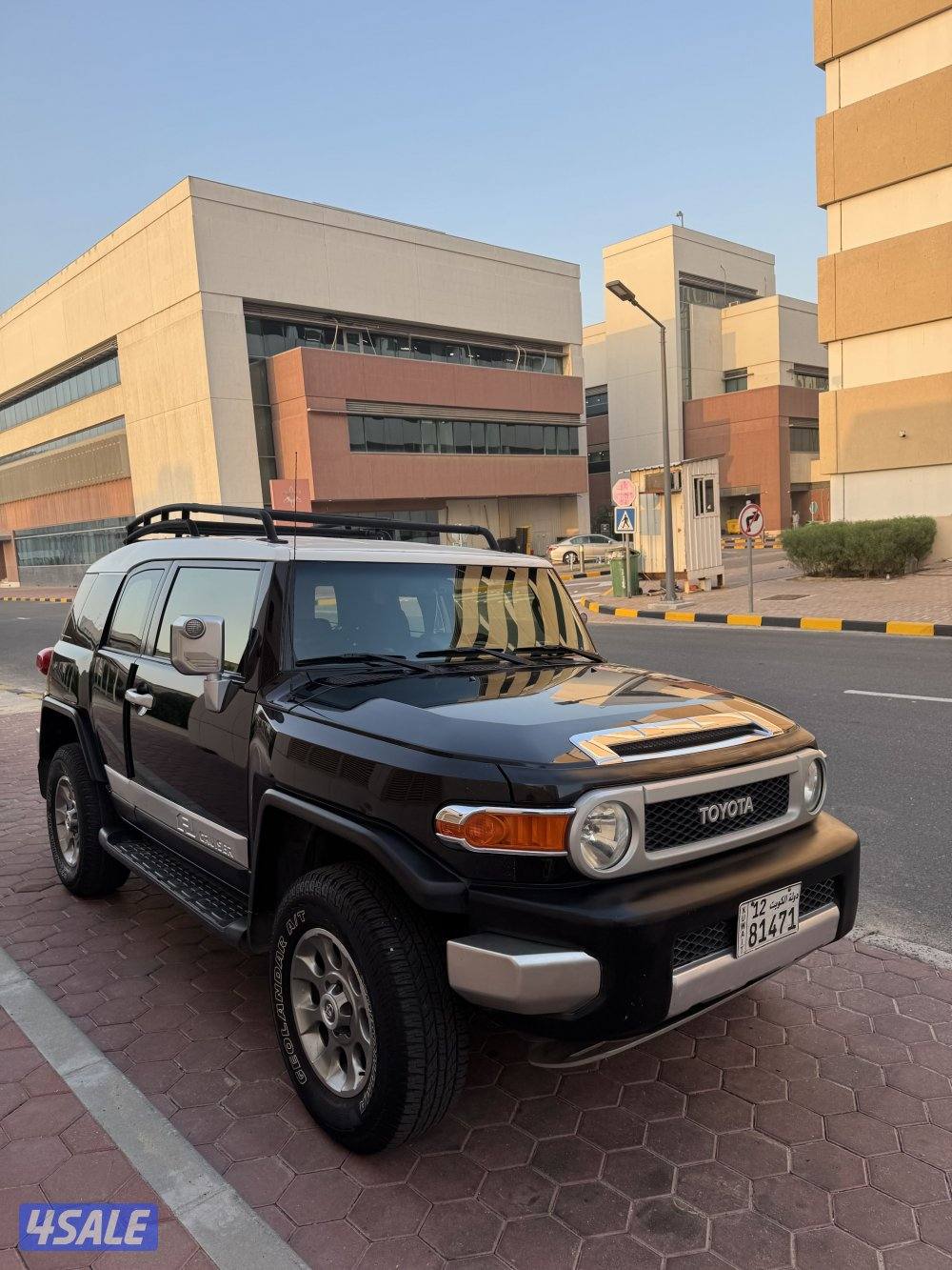 للبيع أف جي كروزر 20125