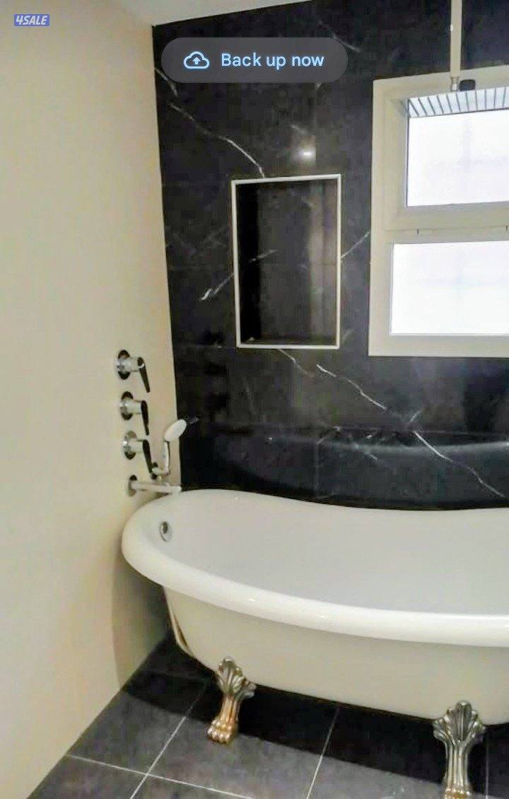 باکستانى مقاول صحي ريحان2