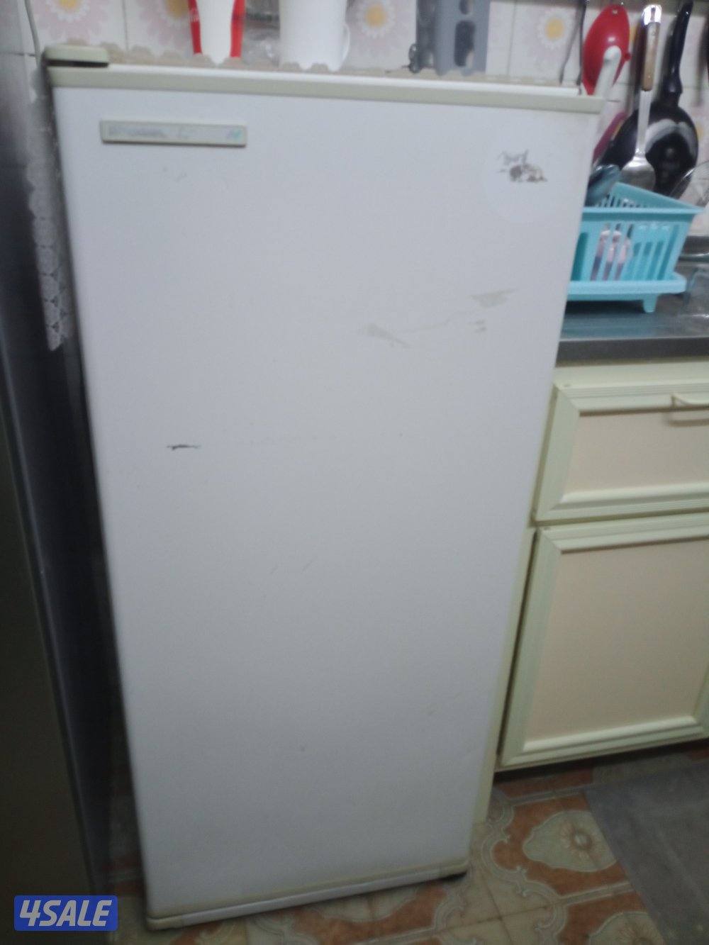 فريزر عمودية للبيع0