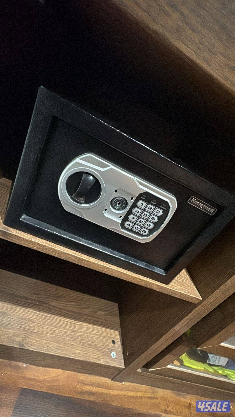 فتح خزنة تجوري باب منزل فتح سيارات تبديل مسكات ابواب3