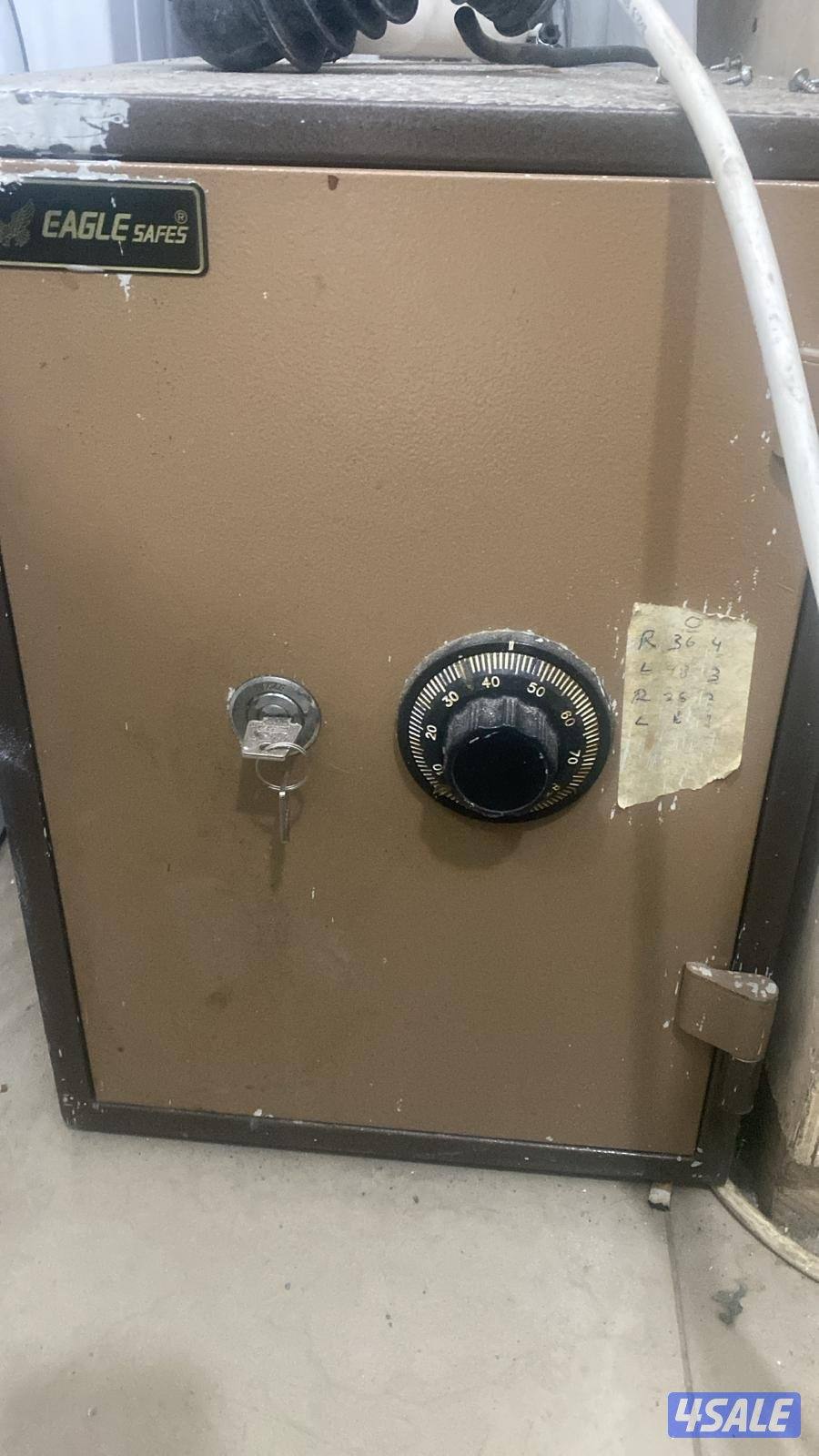 فتح خزنة تجوري باب منزل فتح سيارات تبديل مسكات ابواب6