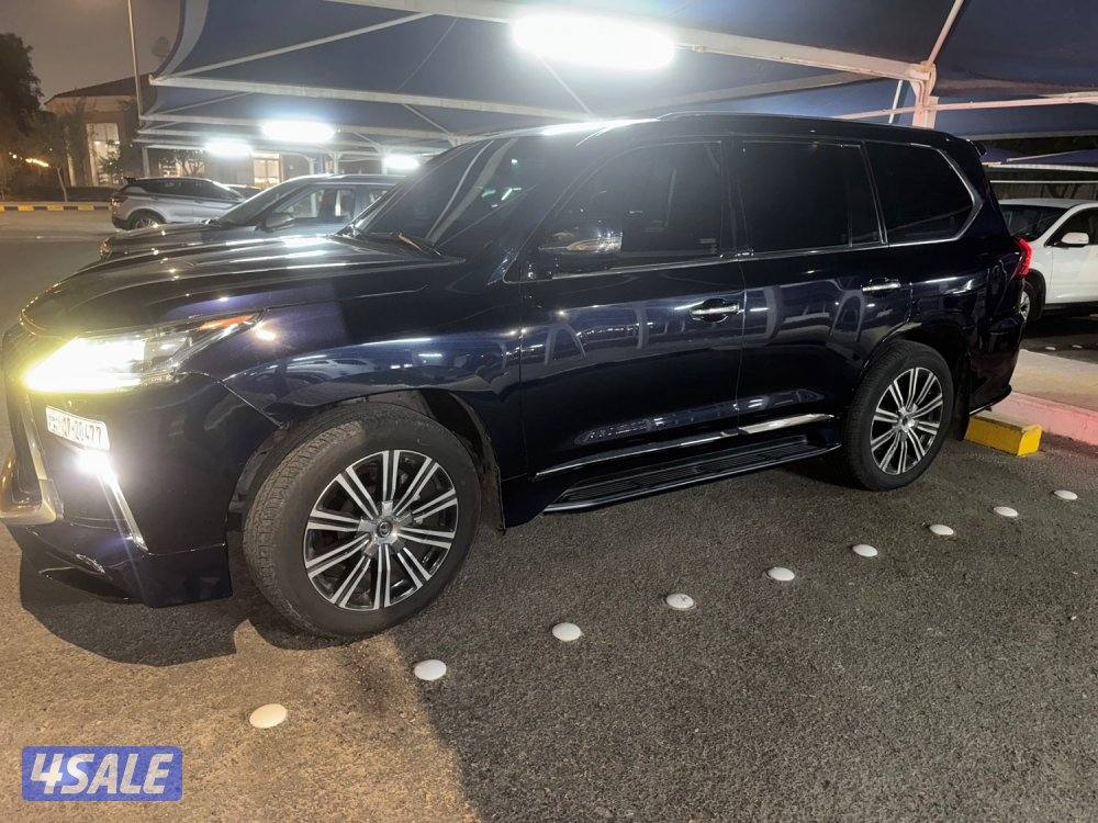 جيب لكسز سبورت ٢٠١٩ كحلي1