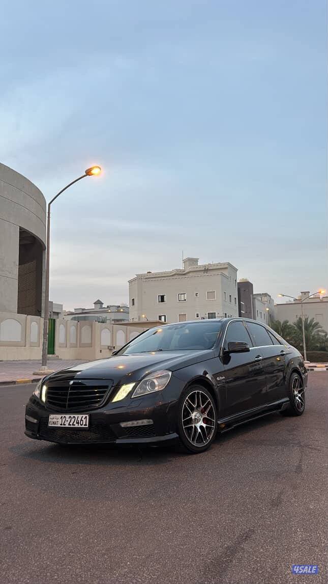 للبيع E63 AMG اصلي 2011 شرط الفحص والنظافه3