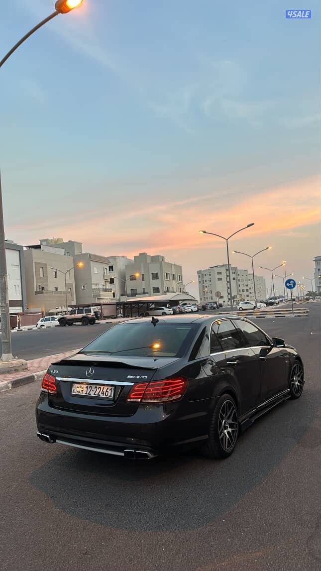 للبيع E63 AMG اصلي 2011 شرط الفحص والنظافه2