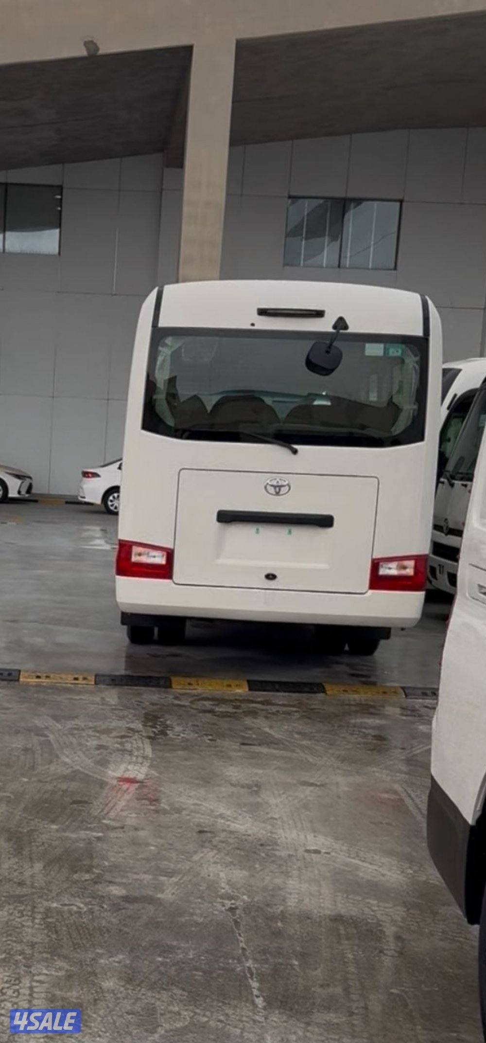 2 باص كوستر ديزل0