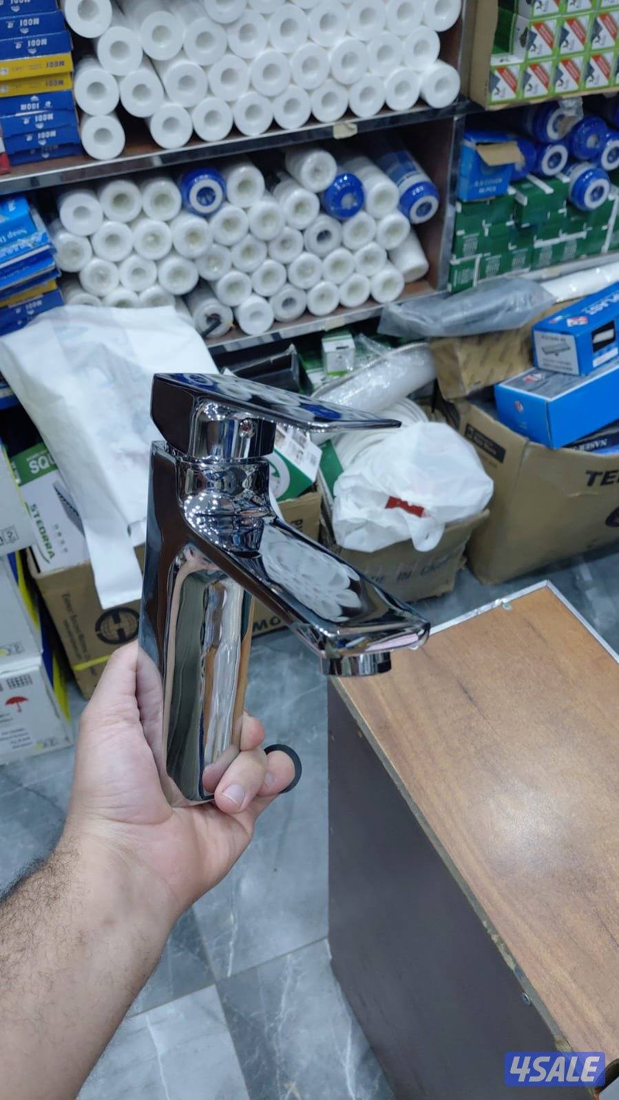 فني صحي تكسير الحمامات تسليك المجاري وتركيب الأطقم الحمامات6