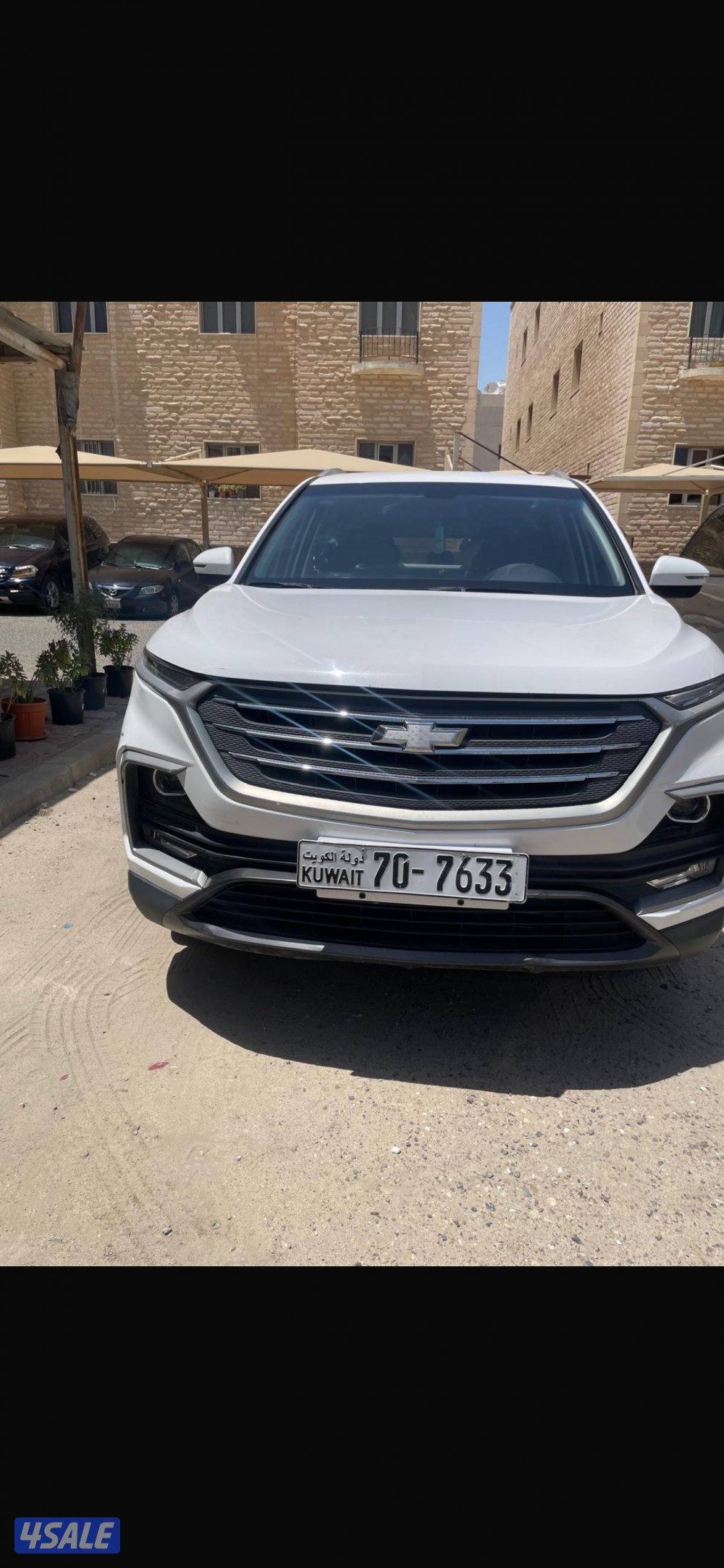 للبيع سياره شفر ماشي ٦٨ الف لون ابيض داخليه اسود موديل ٢٠٢٣ نظيف جدا0