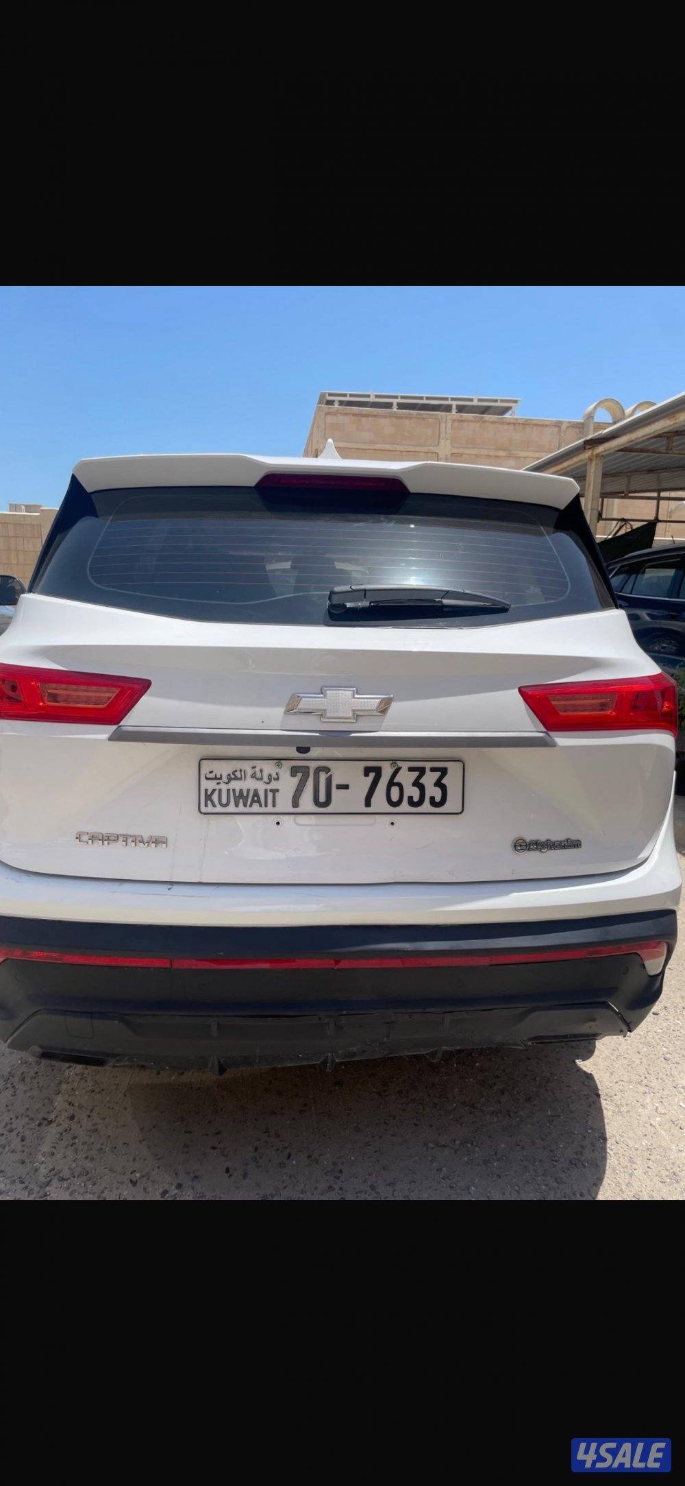 للبيع سياره شفر ماشي ٦٨ الف لون ابيض داخليه اسود موديل ٢٠٢٣ نظيف جدا6