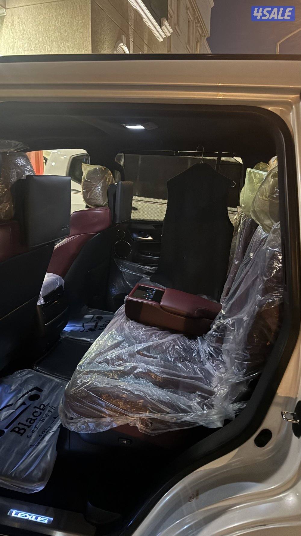 للبيع لكسز 2019 بلاك اديشن0