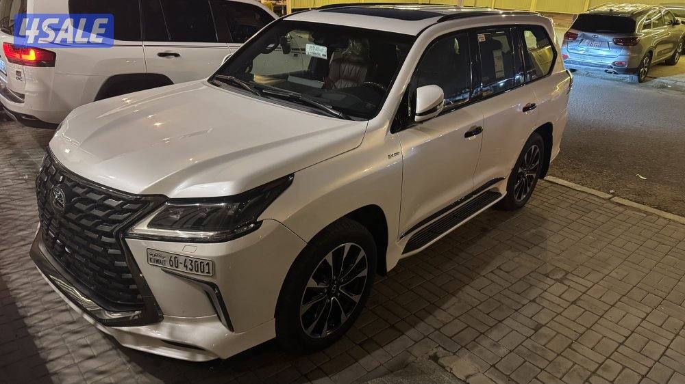 للبيع لكسز 2019 بلاك اديشن1